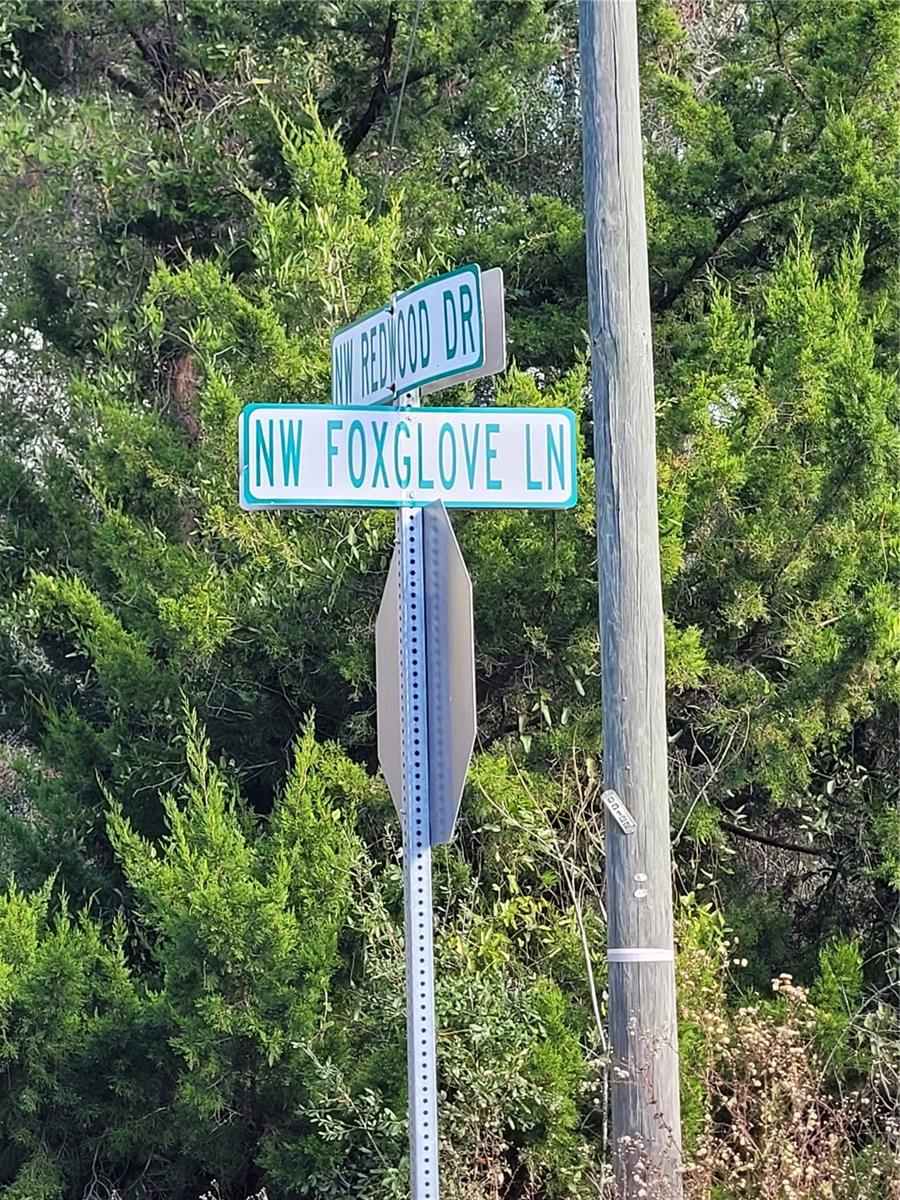 RAINBOW LAKES ESTATE - Land