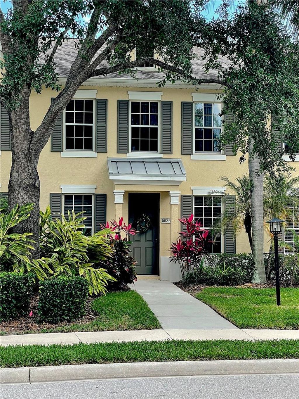 Photo of 5635 Whitehead Street, Bradenton, FL 34203 (MLS # A4685056)