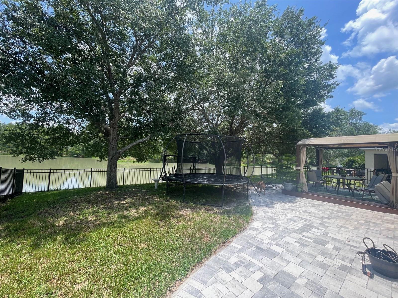 4522 LISETTE CIRCLE