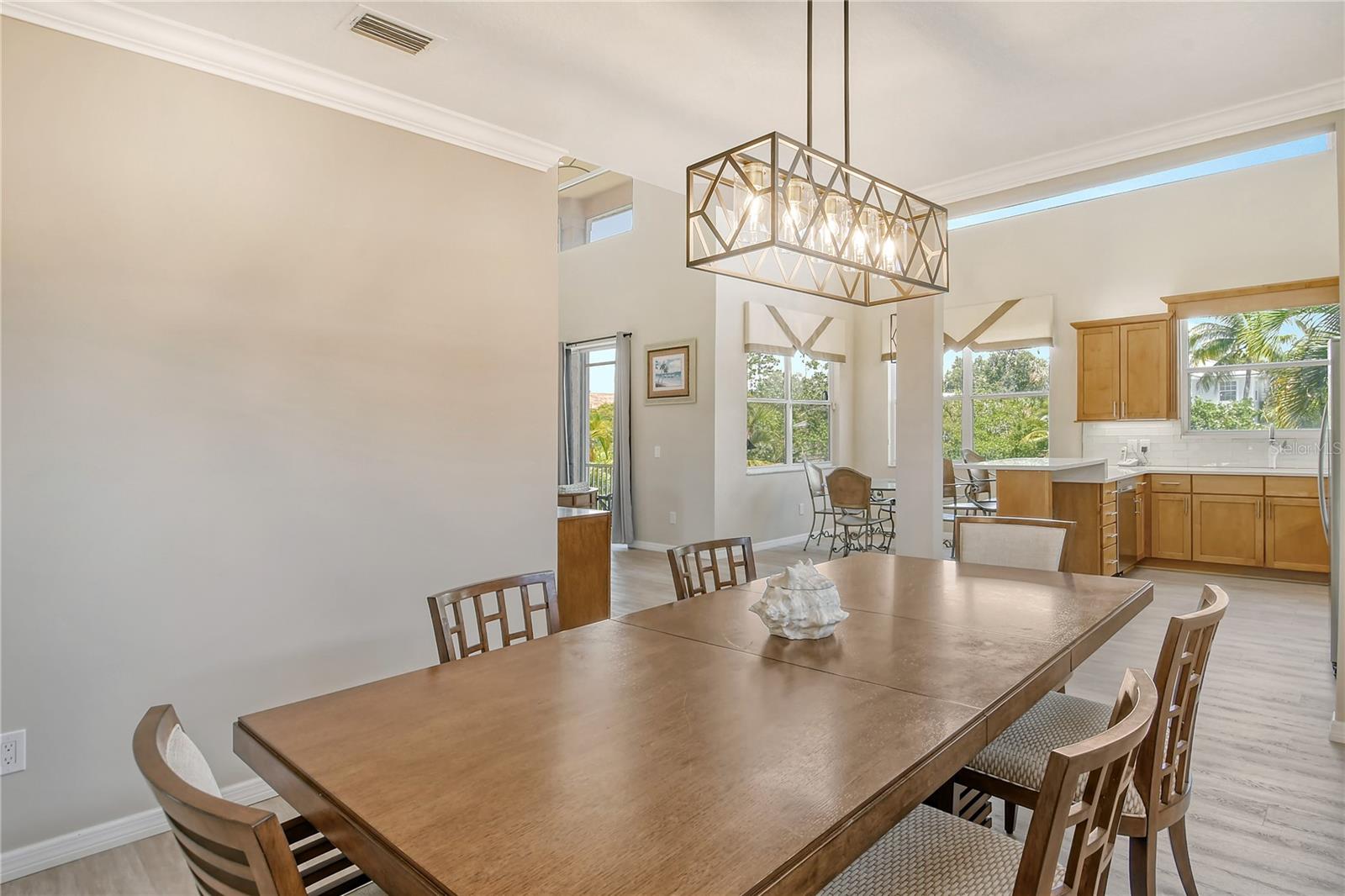 SIESTA BEACH - Residential