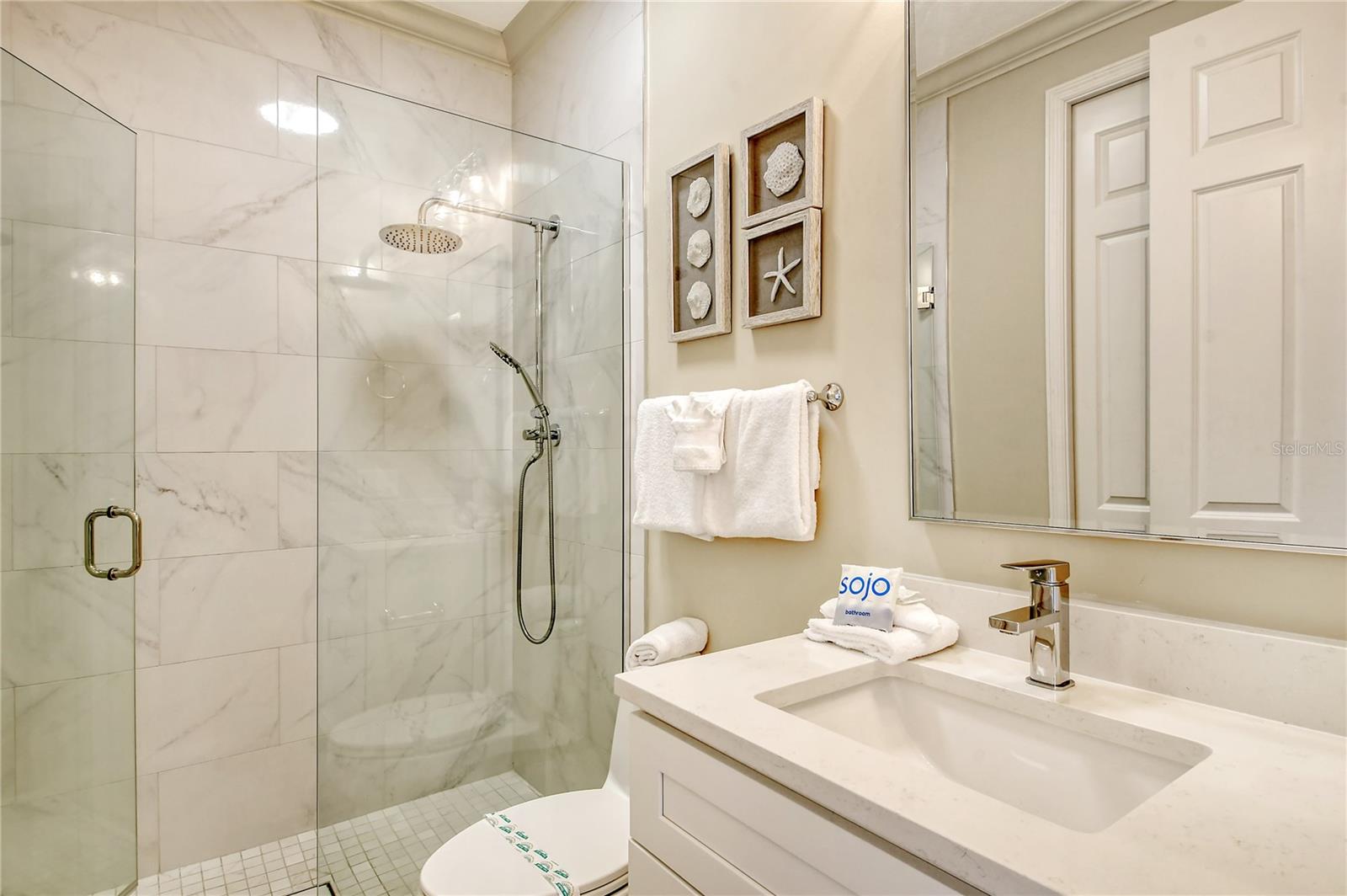 SIESTA BEACH - Residential