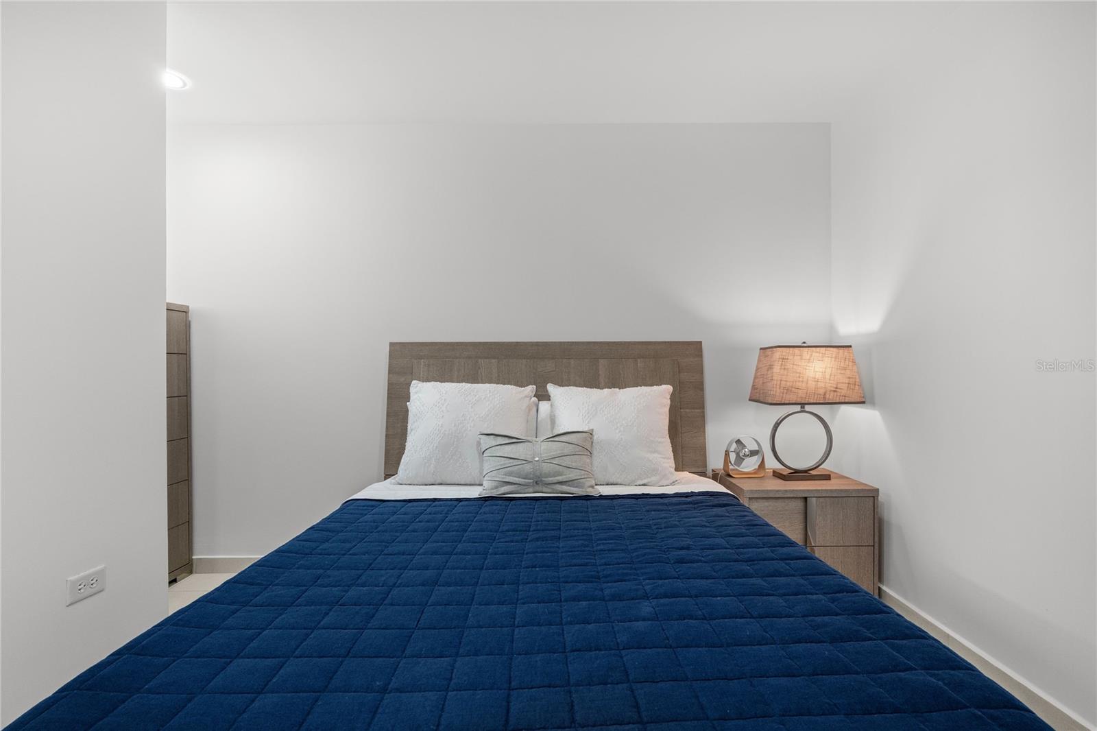 BAHIA PLAZA CONDOMINIUM - Residential