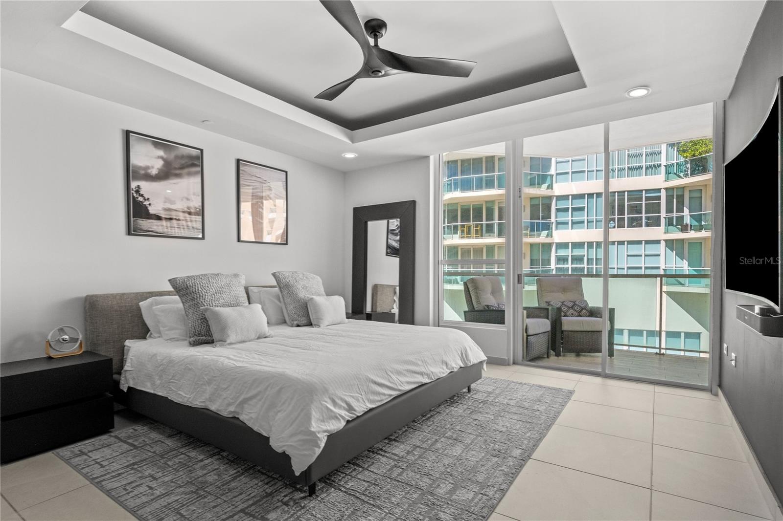 BAHIA PLAZA CONDOMINIUM - Residential