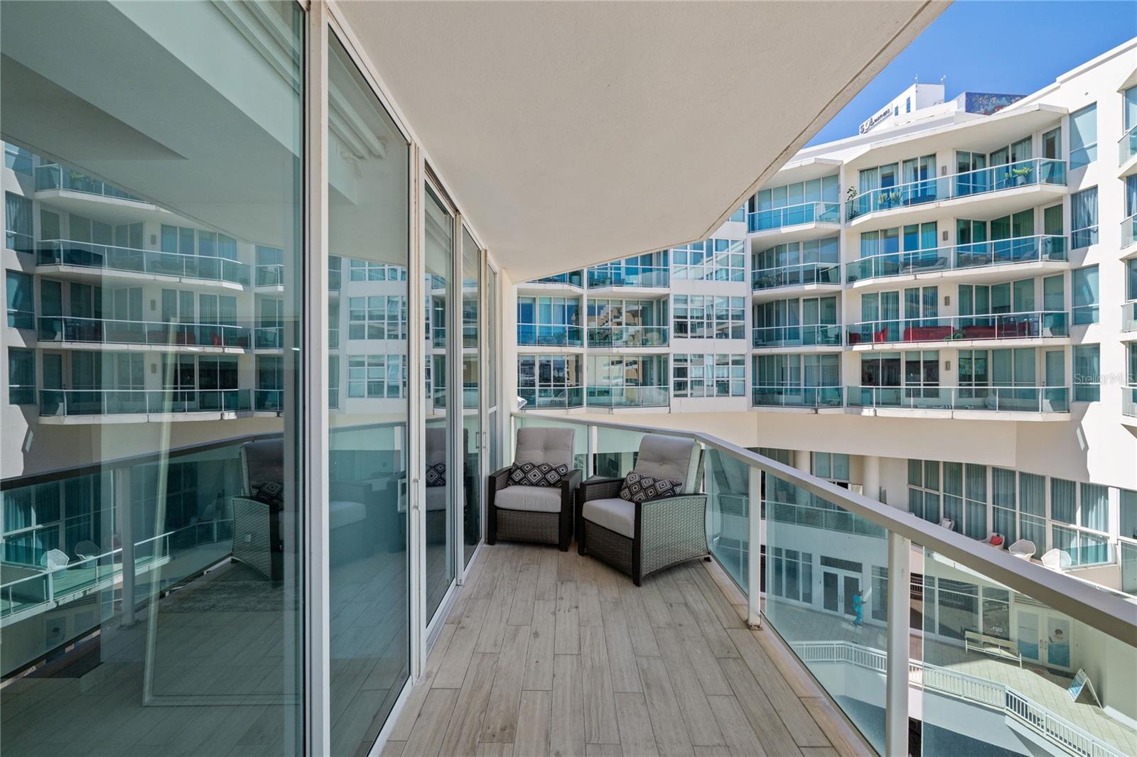 BAHIA PLAZA CONDOMINIUM - Residential