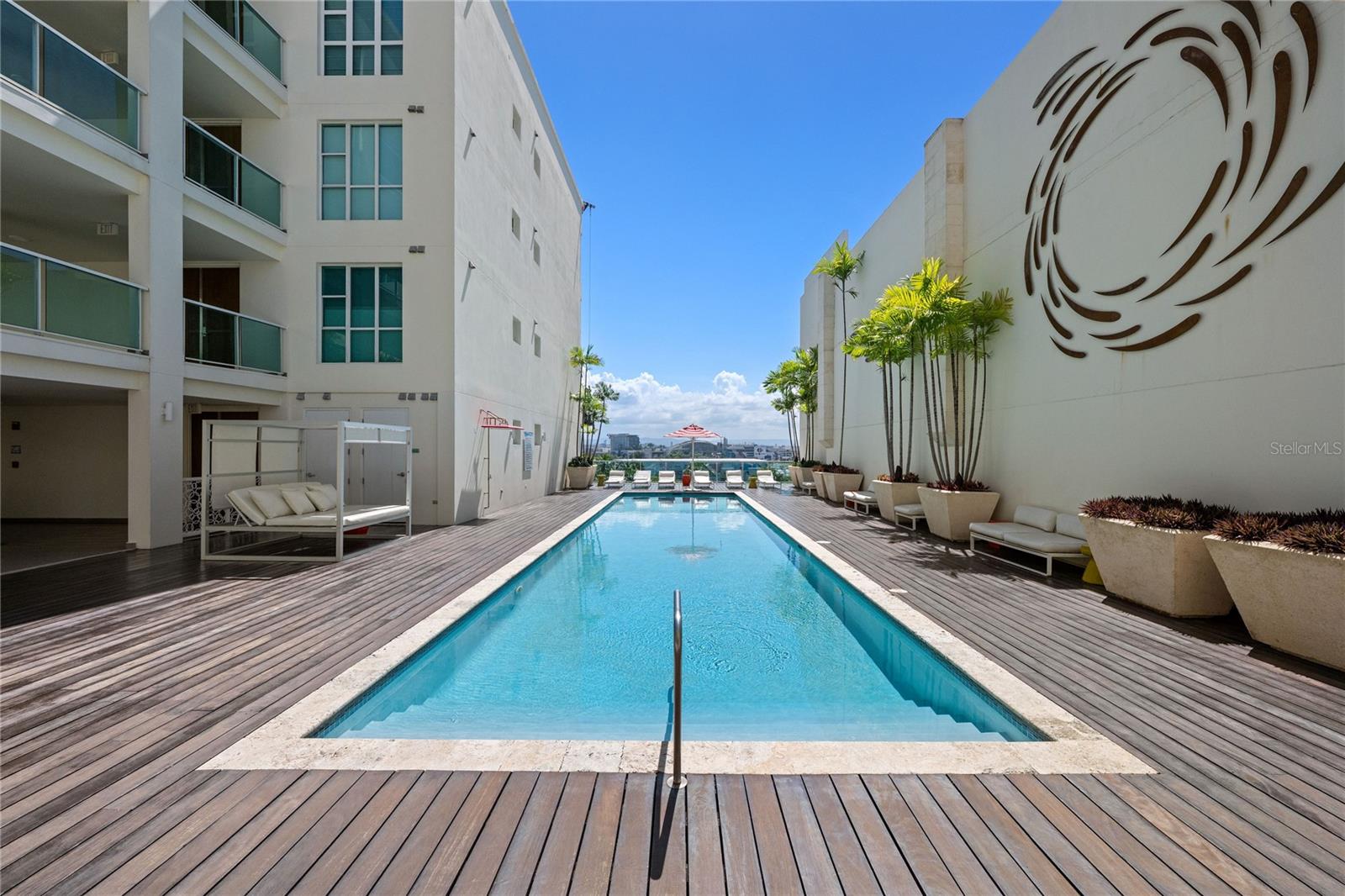 BAHIA PLAZA CONDOMINIUM - Residential