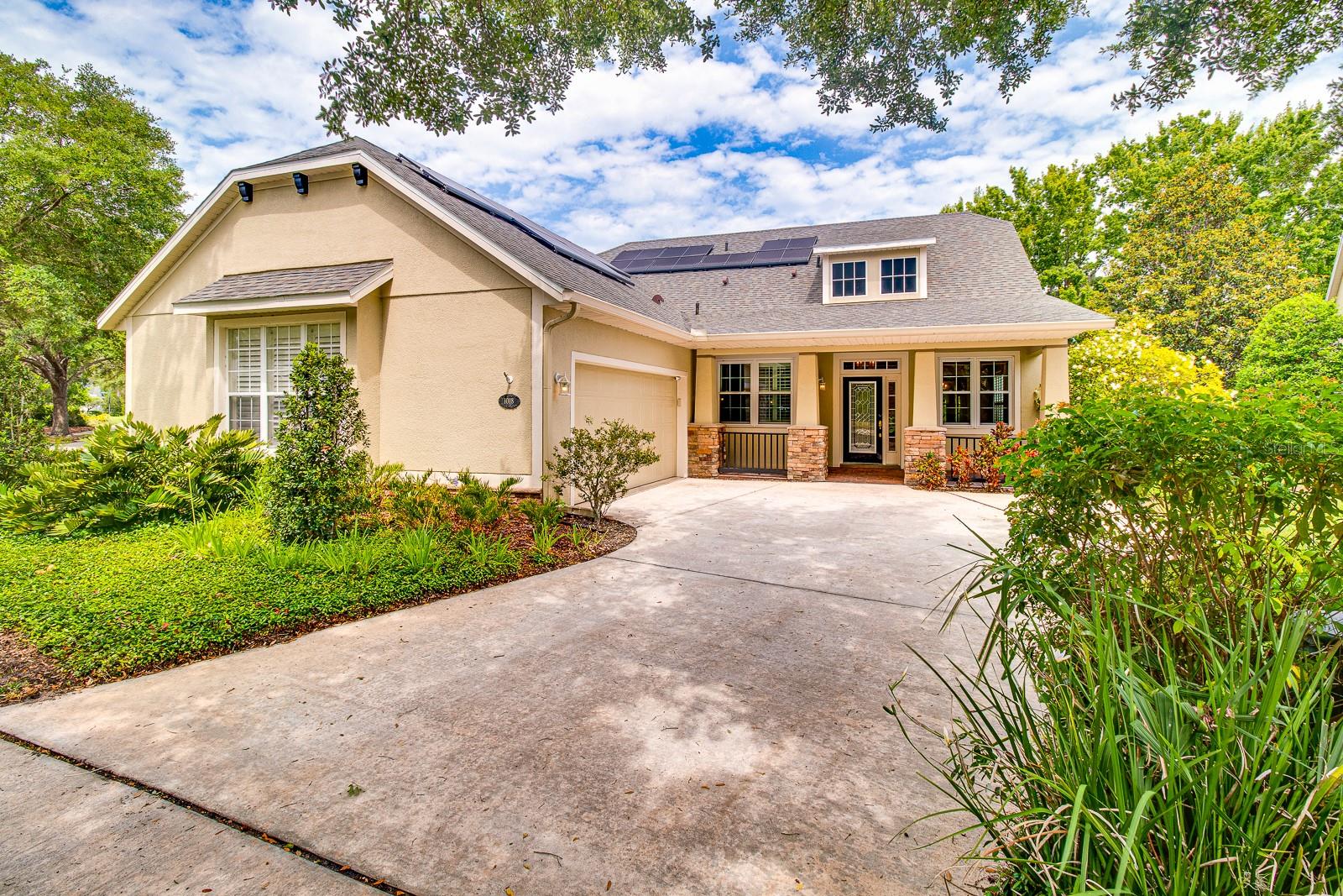 1018 HERON POINT CIRCLE