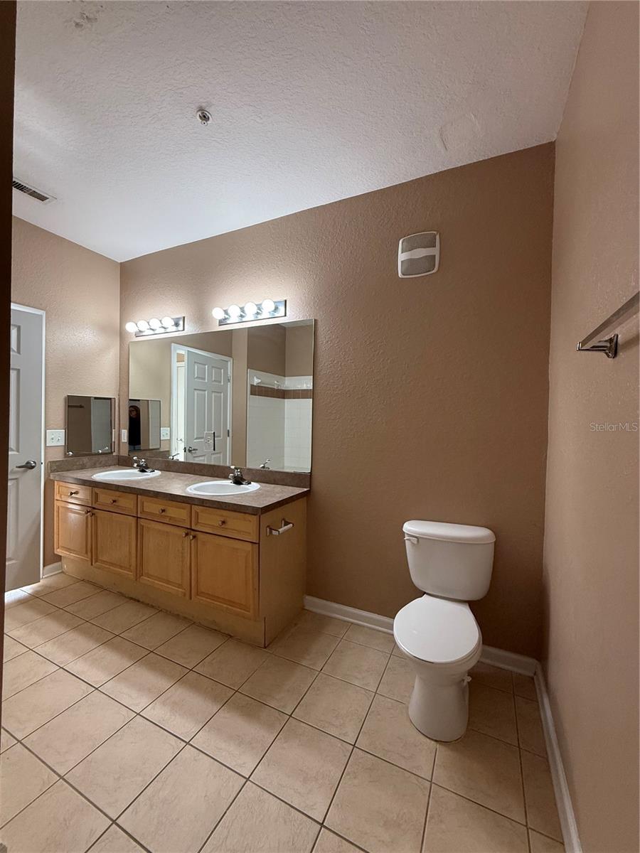 TERRACE RIDGE AT TOWN CENTER EAST CONDO - Residential