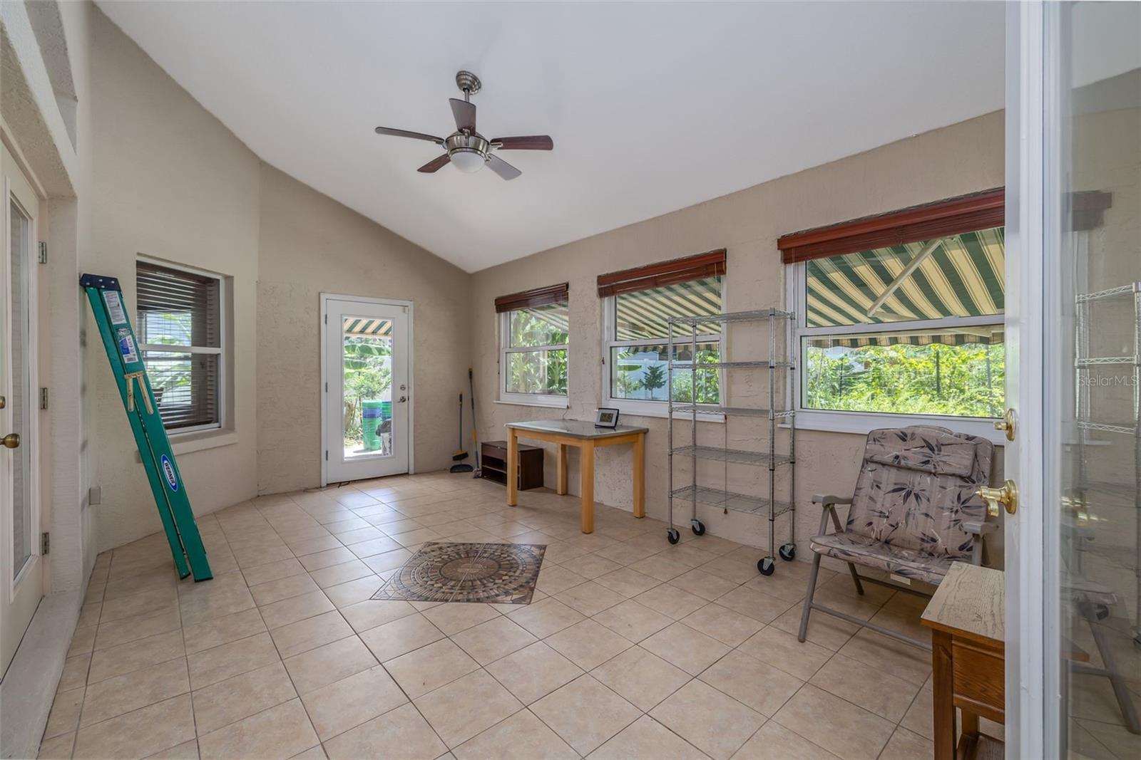 PALM HARBOR - Residential