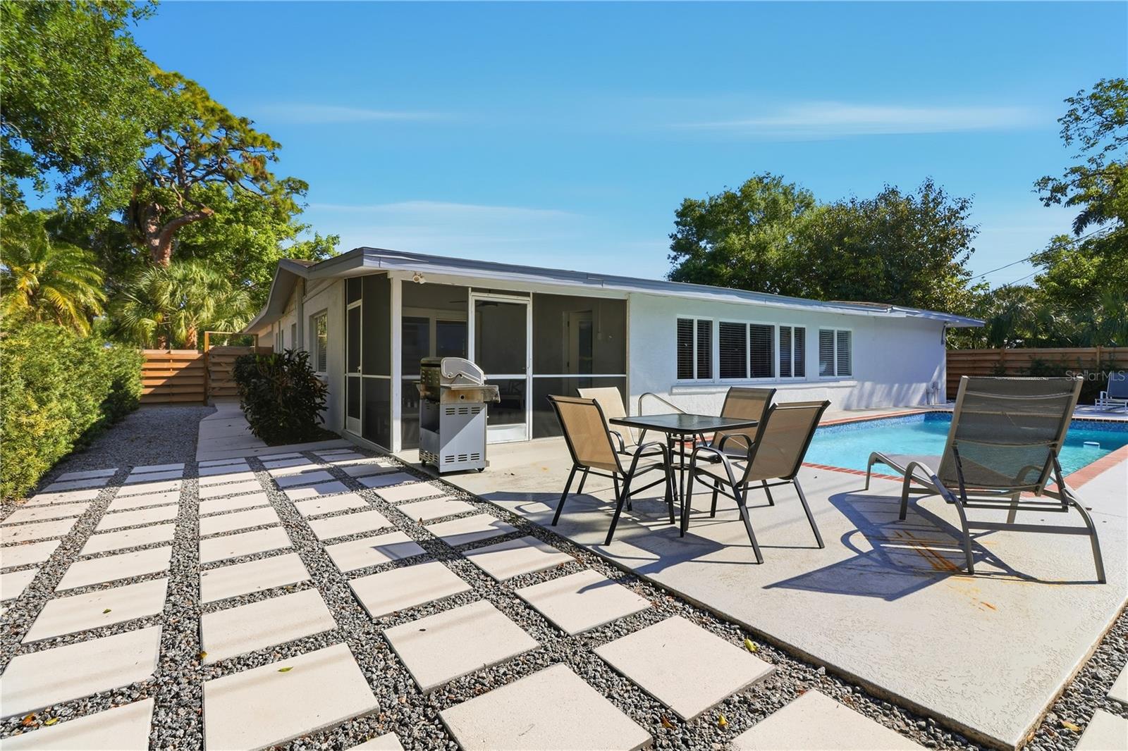 CORWOOD PARK - Residential