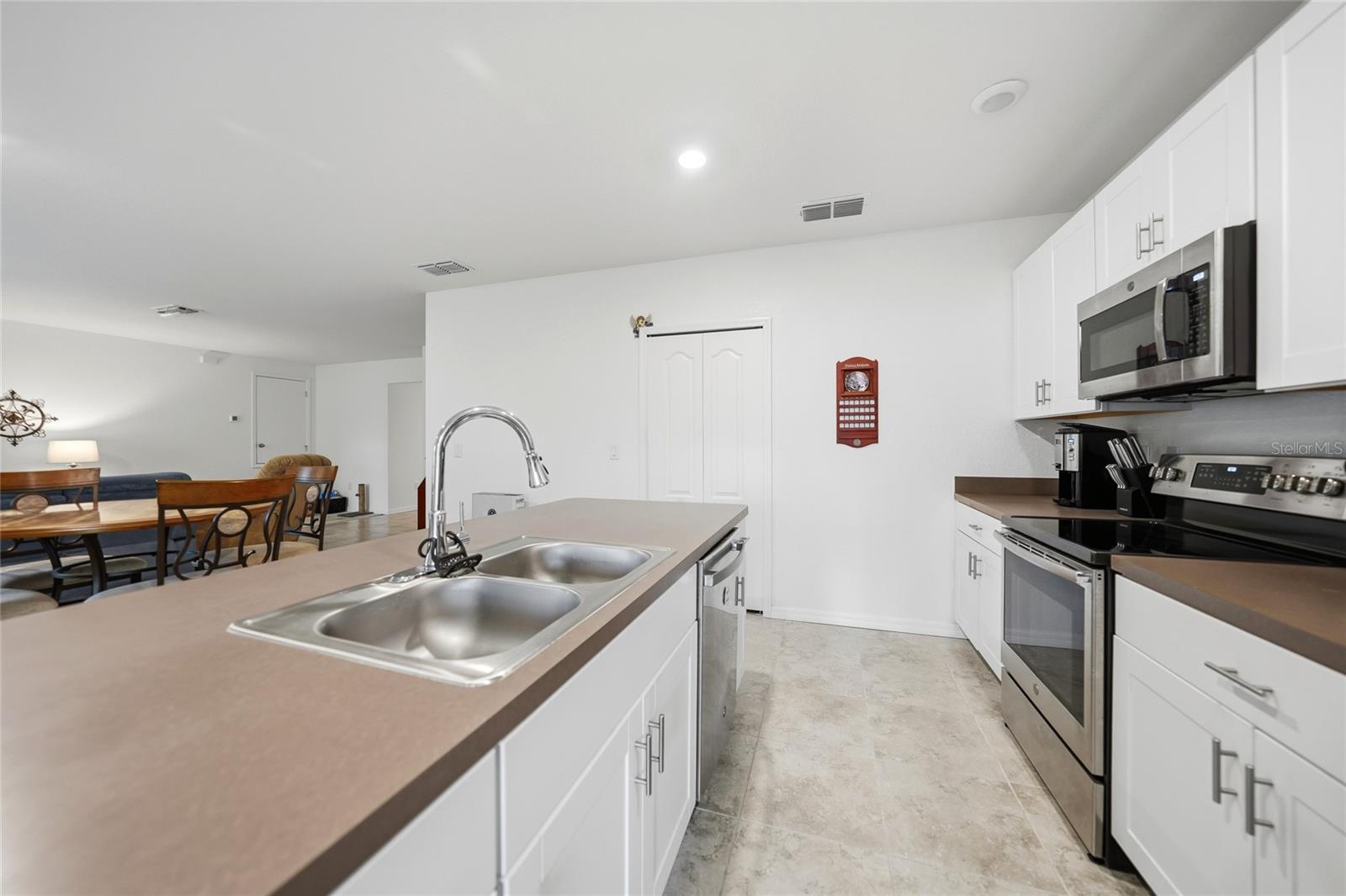PUNTA GORDA ISLES SEC 20 - Residential