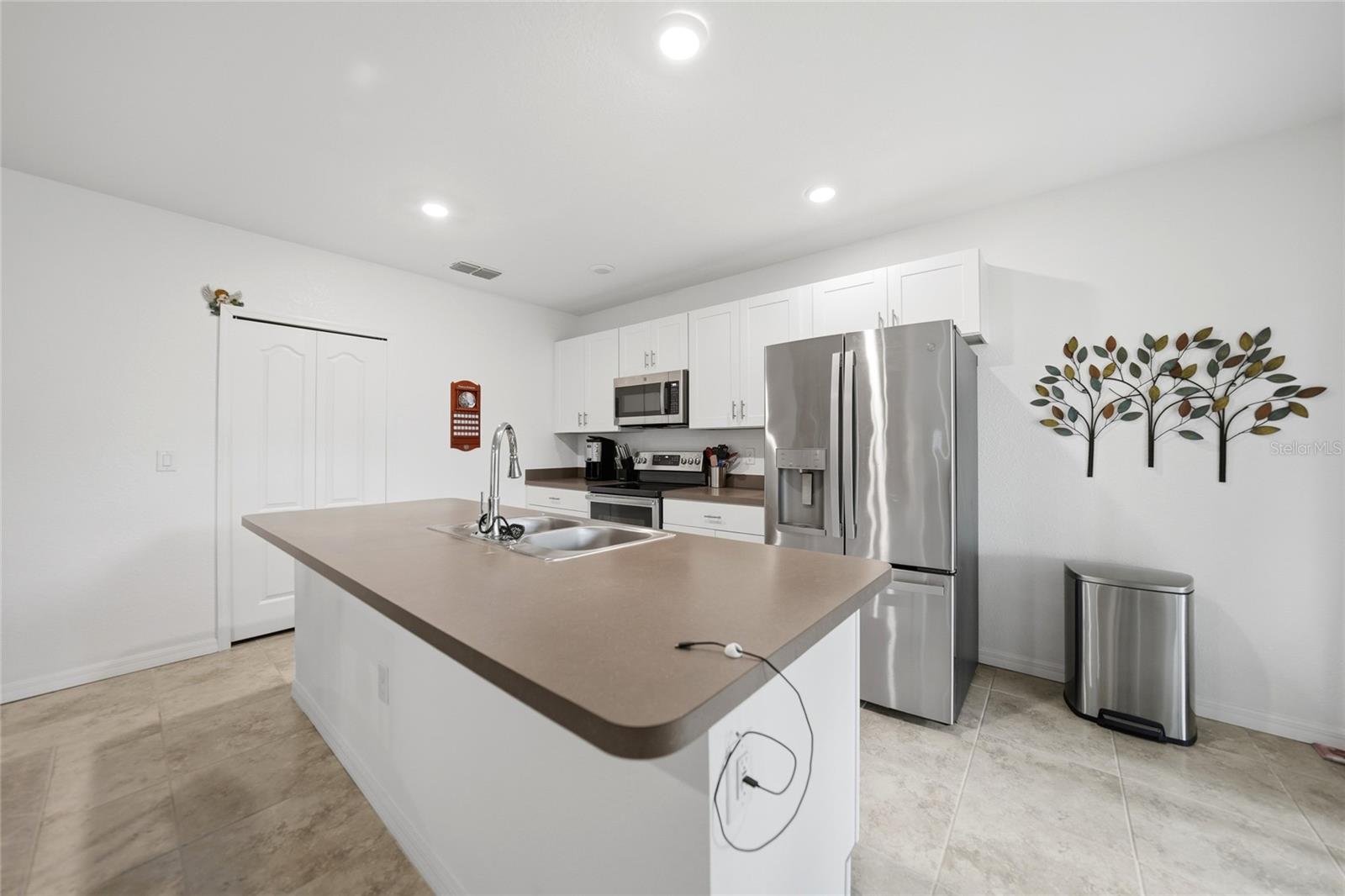 PUNTA GORDA ISLES SEC 20 - Residential