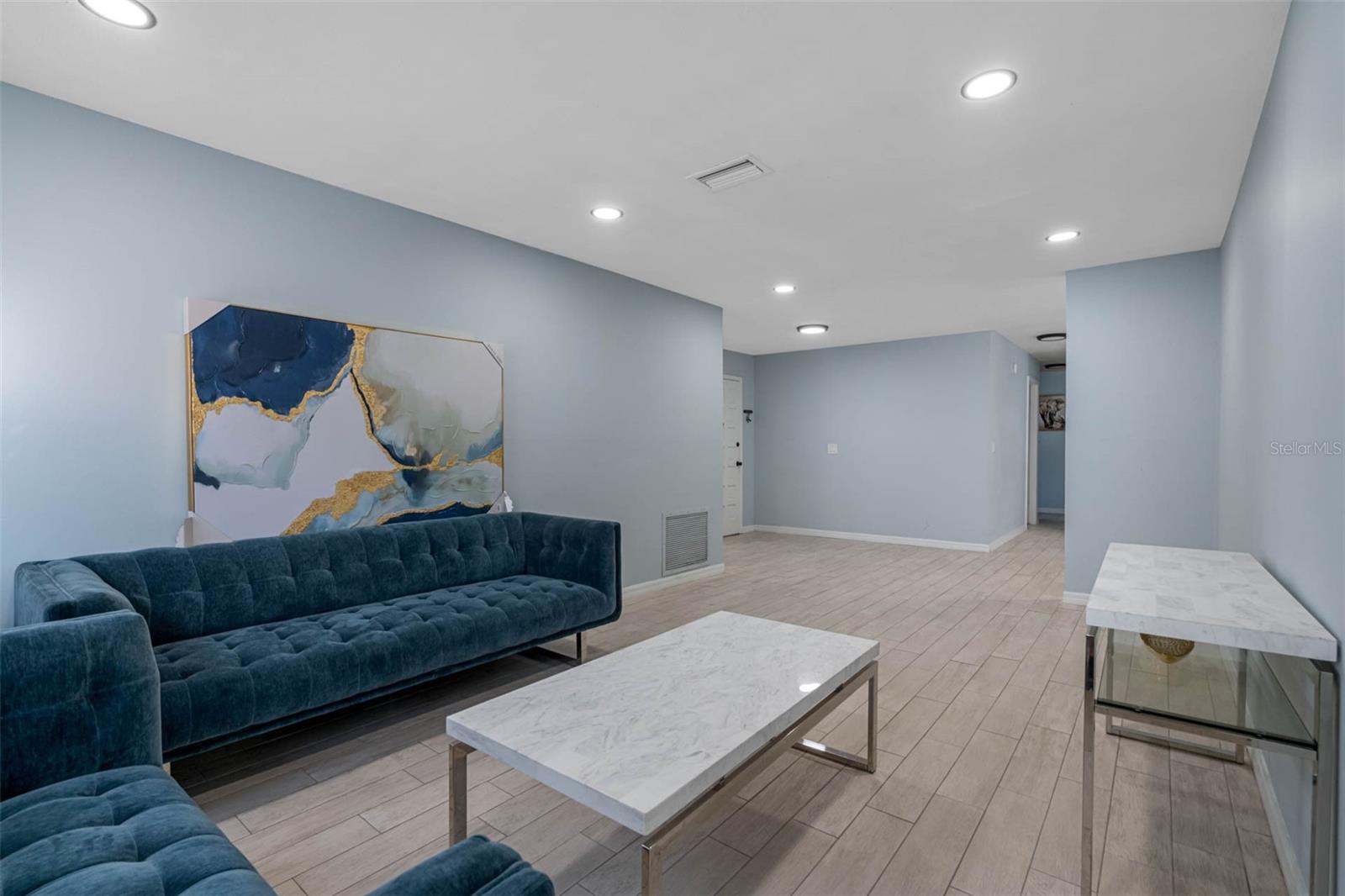 NORTH POINTE UNIT III - Residential