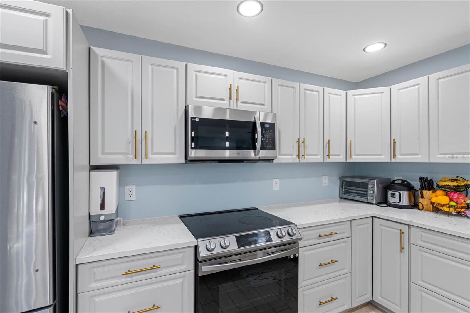 NORTH POINTE UNIT III - Residential