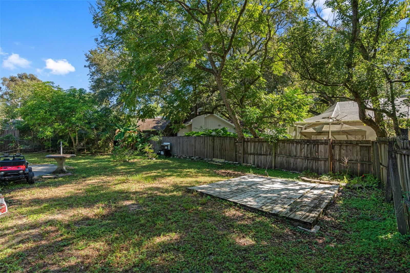 NORTH POINTE UNIT III - Residential