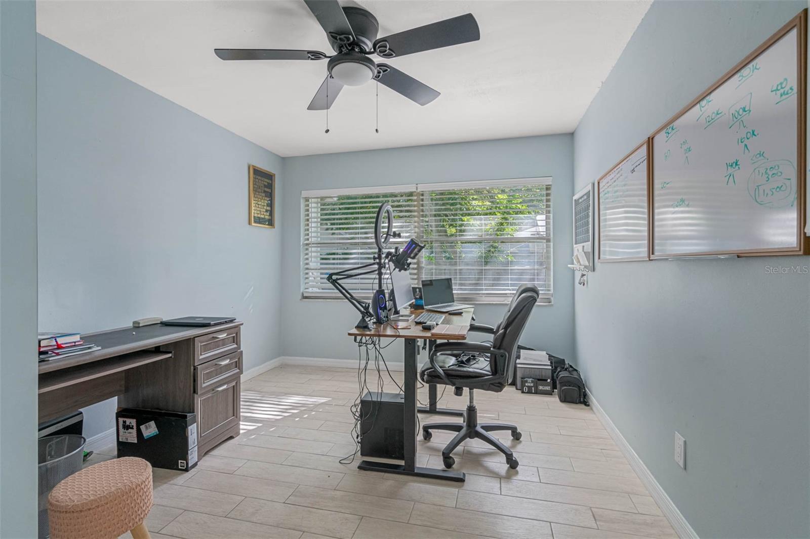 NORTH POINTE UNIT III - Residential