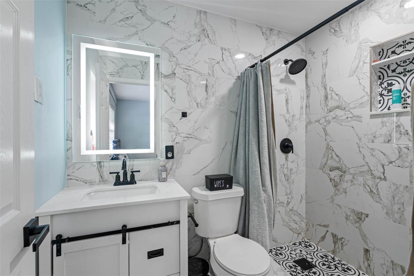 NORTH POINTE UNIT III - Residential