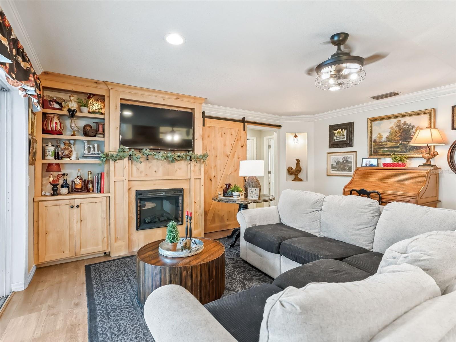 BROOKSTONE - Residential