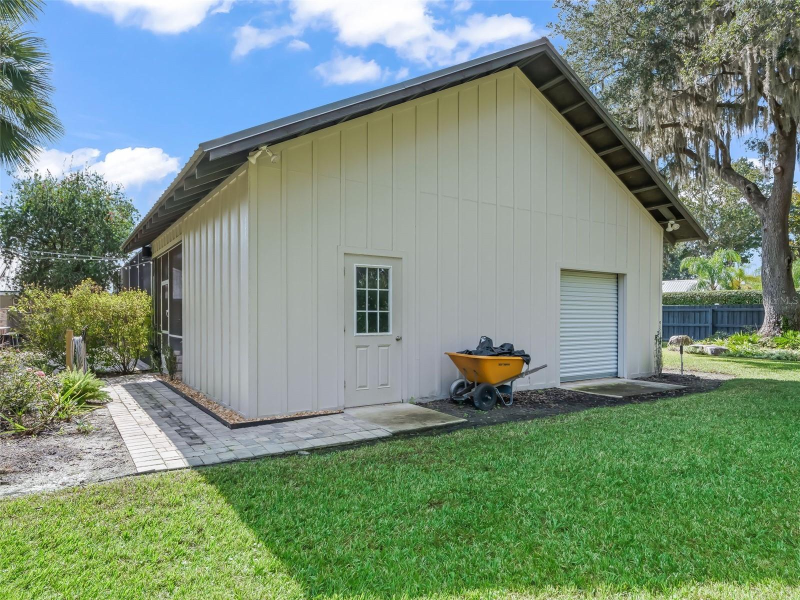 BROOKSTONE - Residential