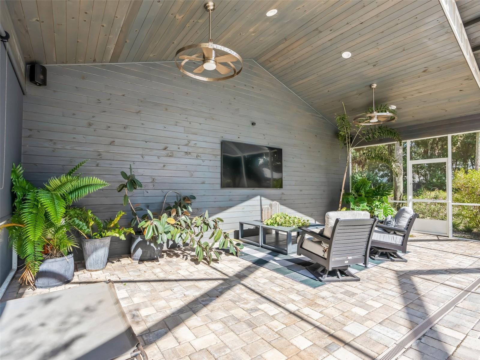 BROOKSTONE - Residential