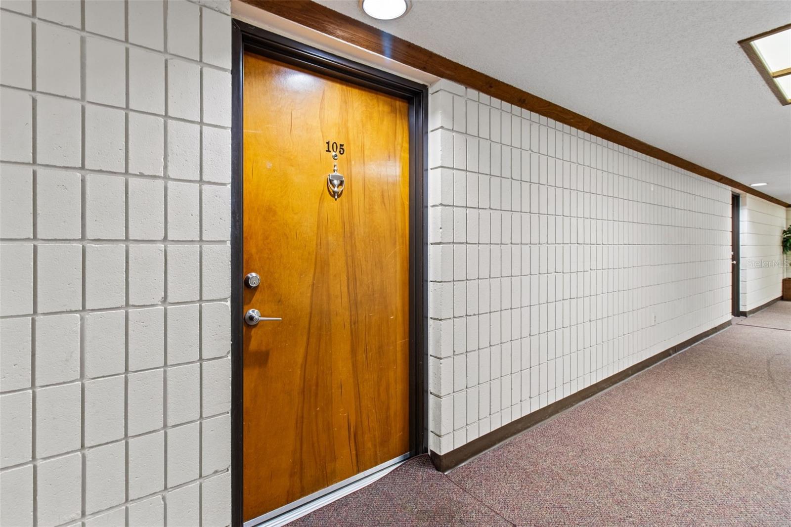 2579 COUNTRYSIDE BOULEVARD 1105