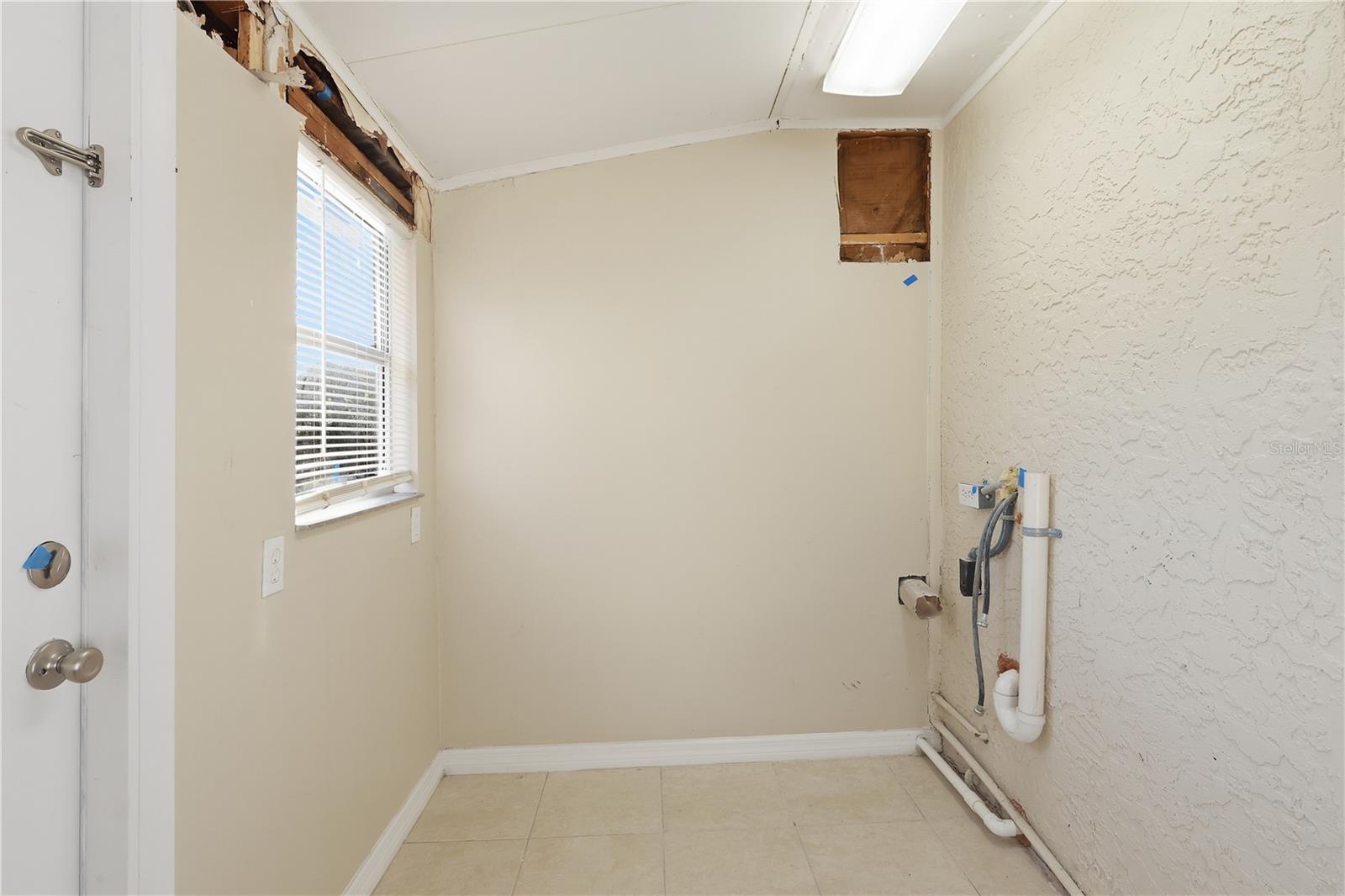 COLONY WEST SUB - Residential