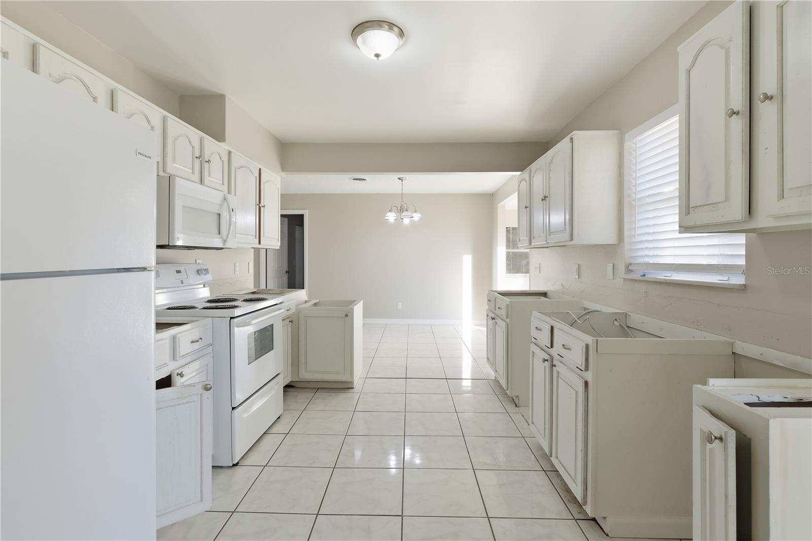 COLONY WEST SUB - Residential