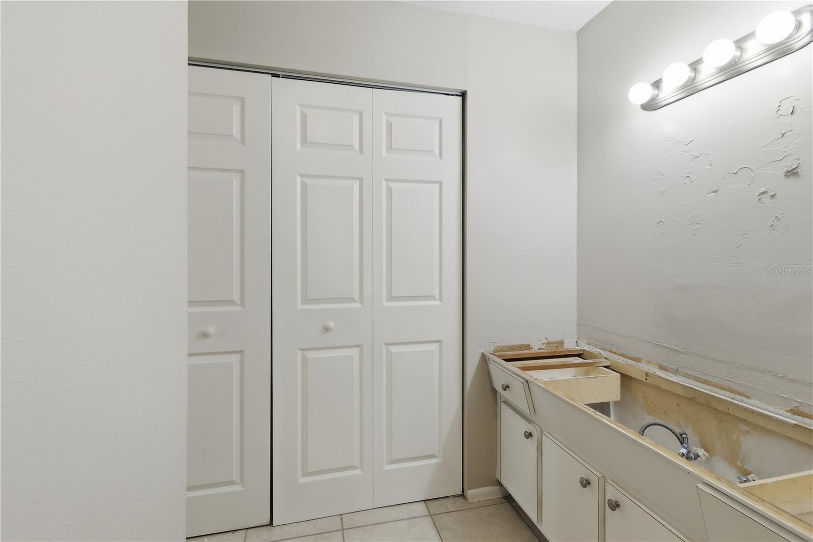 COLONY WEST SUB - Residential