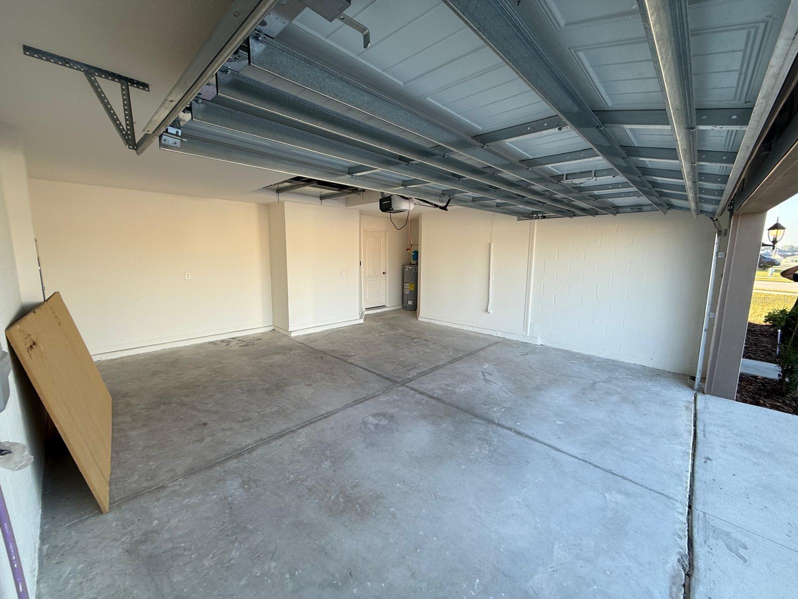 RIDGE/SWAN LAKE - Residential