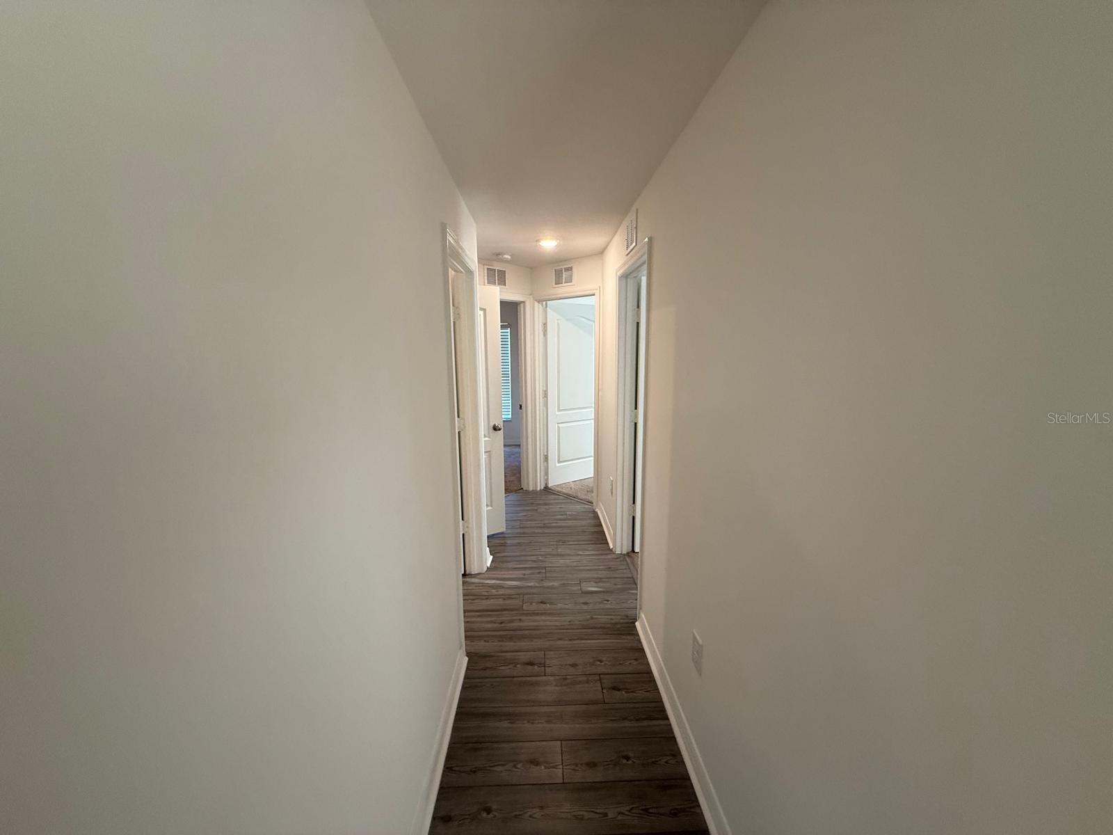 RIDGE/SWAN LAKE - Residential