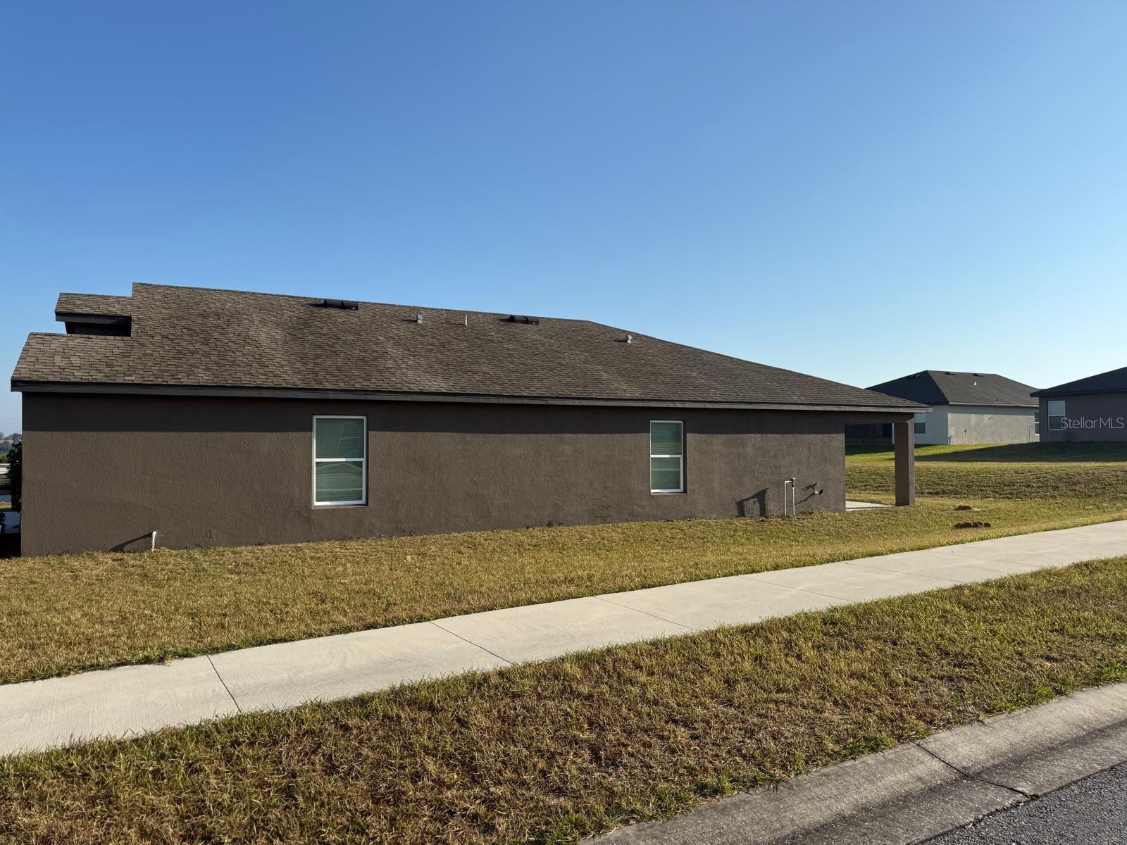 RIDGE/SWAN LAKE - Residential