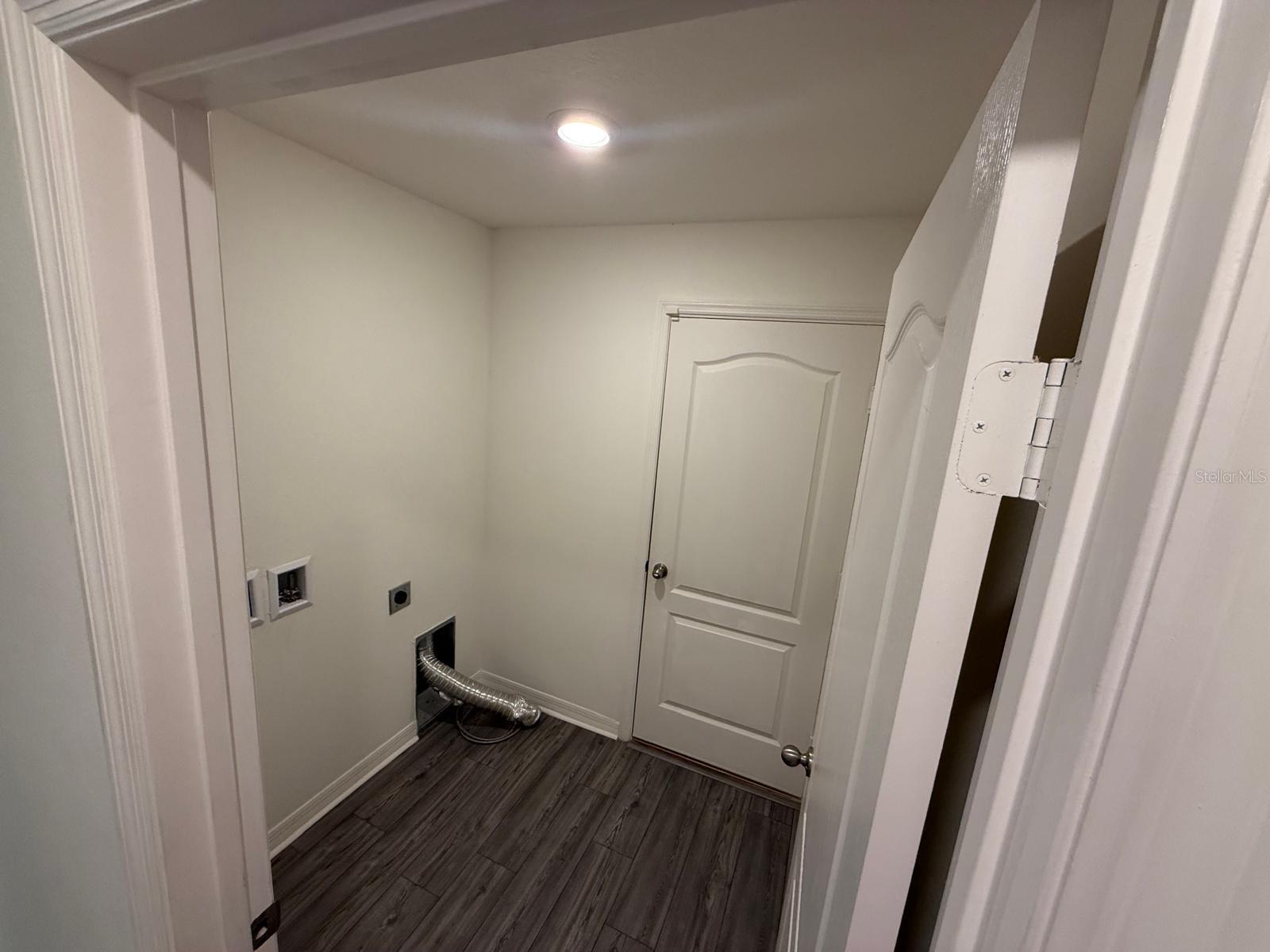 RIDGE/SWAN LAKE - Residential