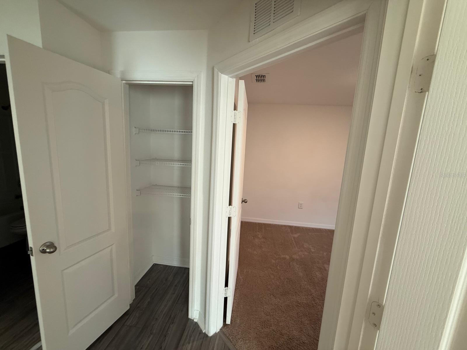 RIDGE/SWAN LAKE - Residential