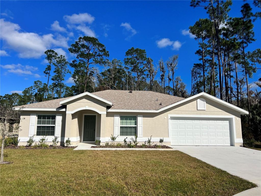 Photo of 9 Poinfield Place, Palm Coast, FL 32164 (MLS # FC316771)
