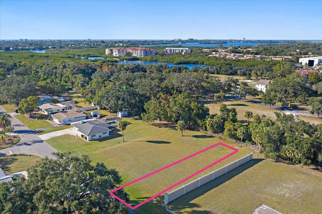 Photo of Southwood Street, Sarasota, FL 34231 (MLS # A4702388)