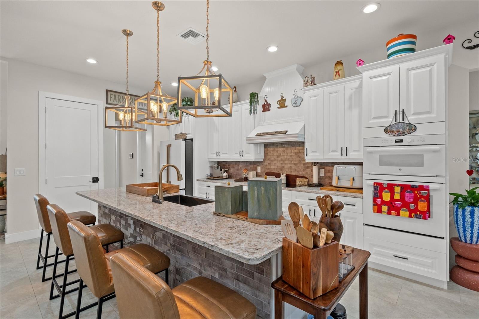 BLESSED ESTATES - Residential