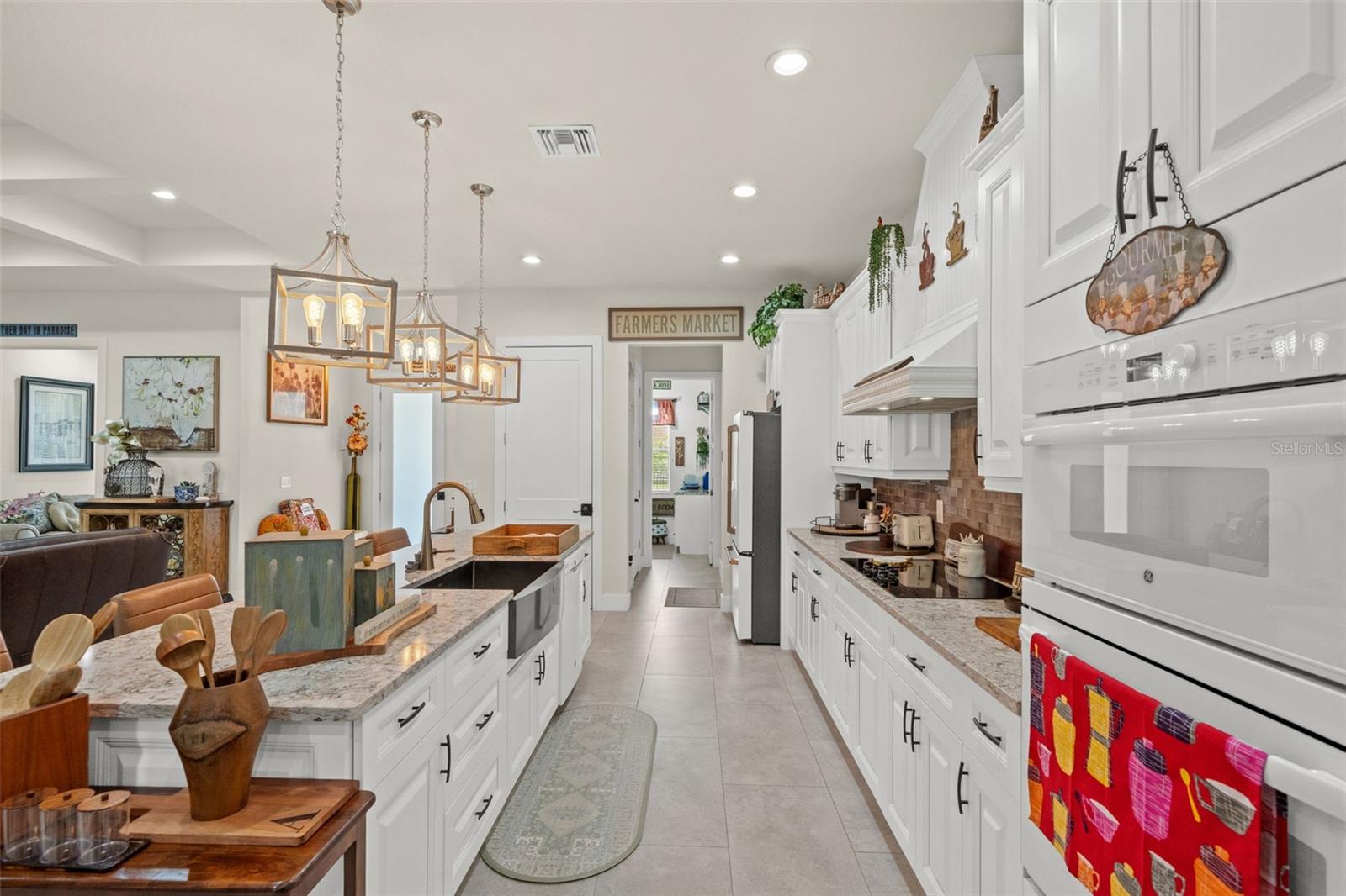 BLESSED ESTATES - Residential