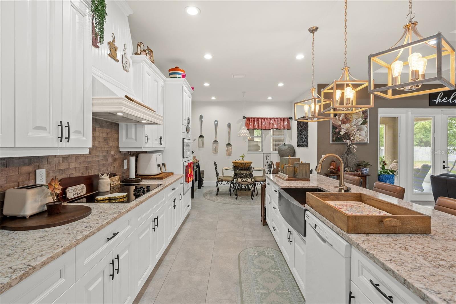 BLESSED ESTATES - Residential