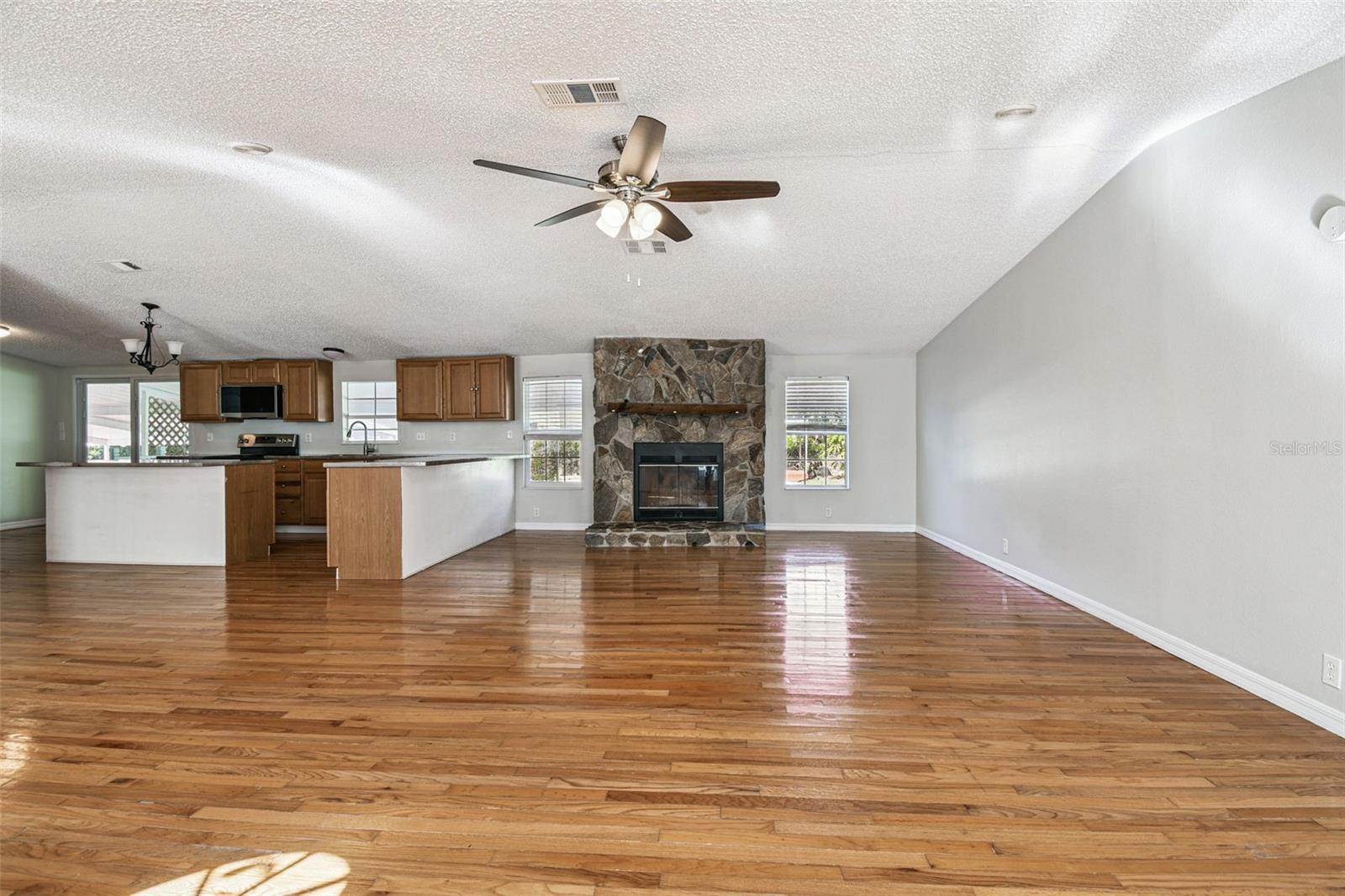 TROPICAL ACRES UNIT 2 - Residential