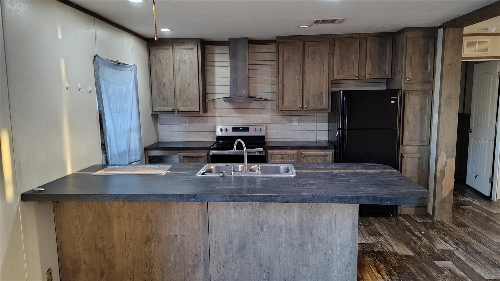 TWIN LAKES RANCHETTES - Residential