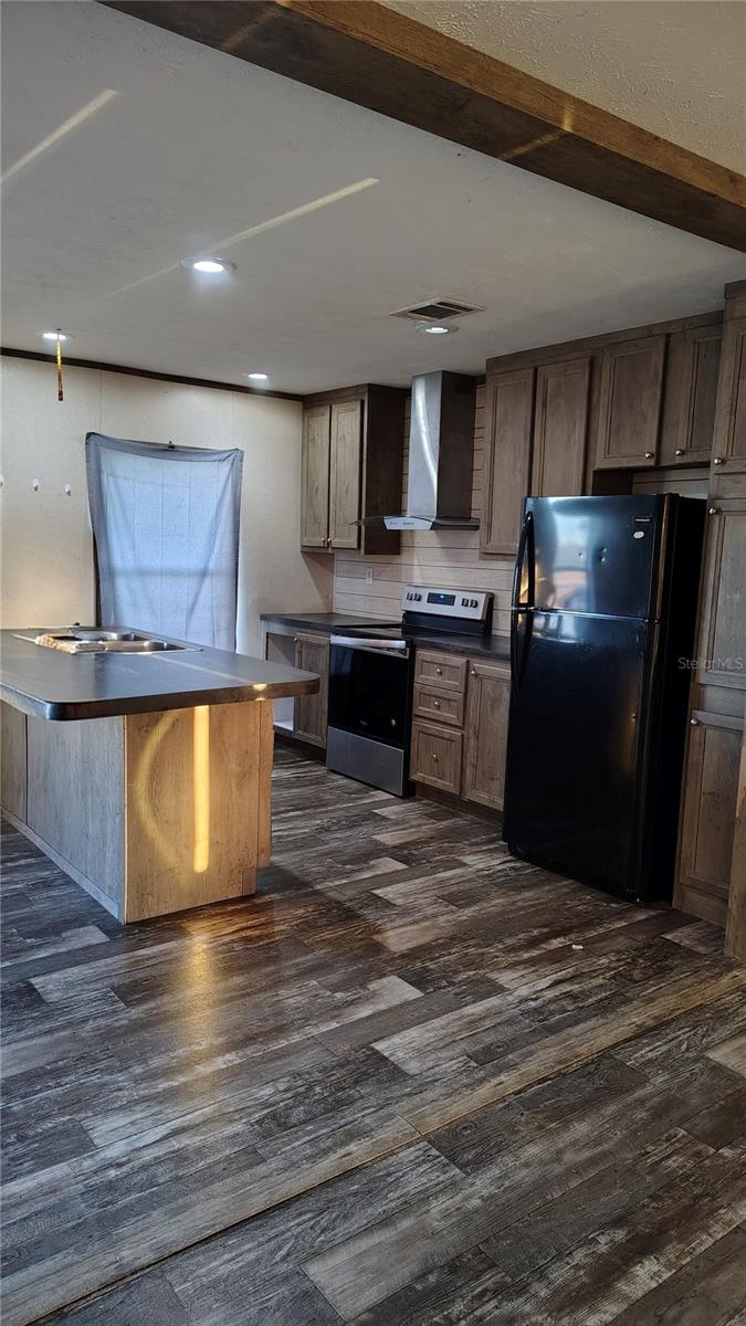 TWIN LAKES RANCHETTES - Residential