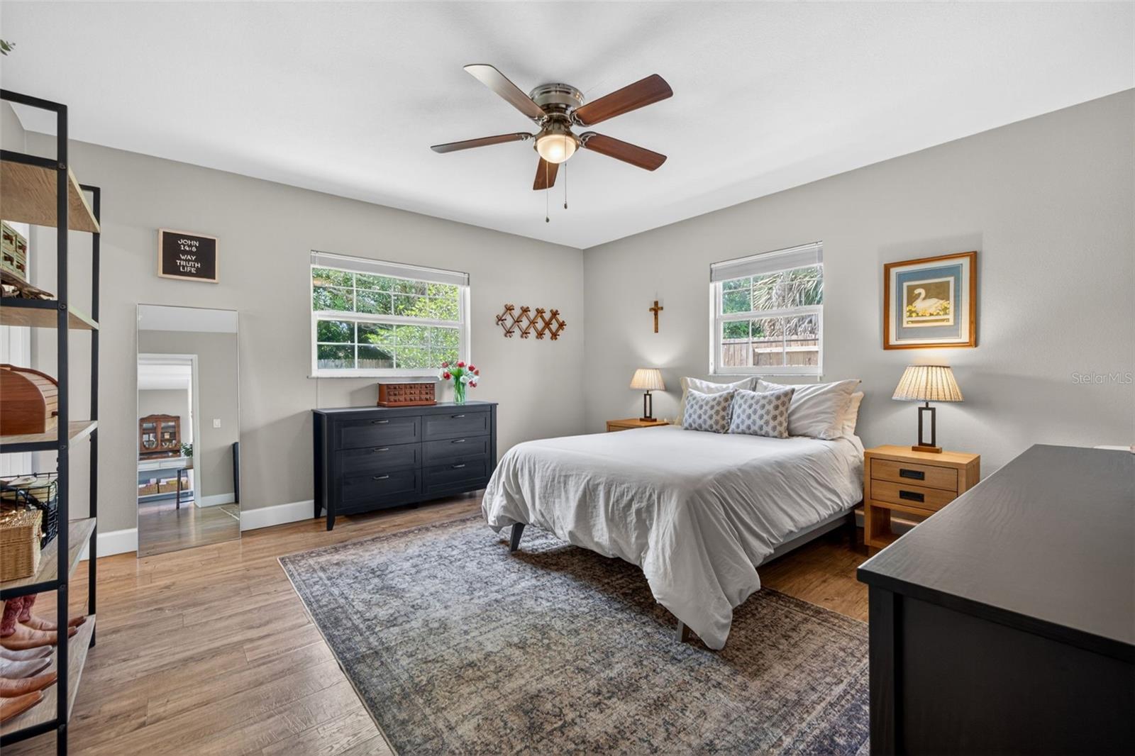 LAKE BELLEAIR - Residential