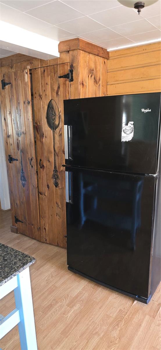 THOMPSON ADD - Residential Lease