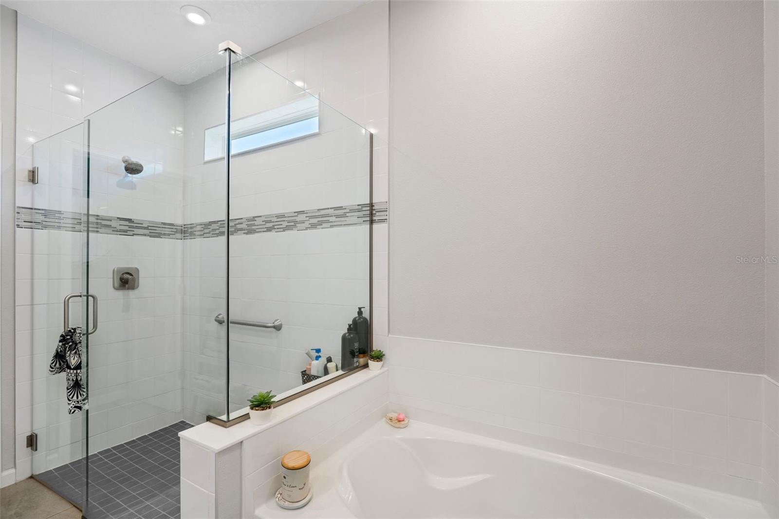 SUNSTONE AT WELLEN PARK - Residential