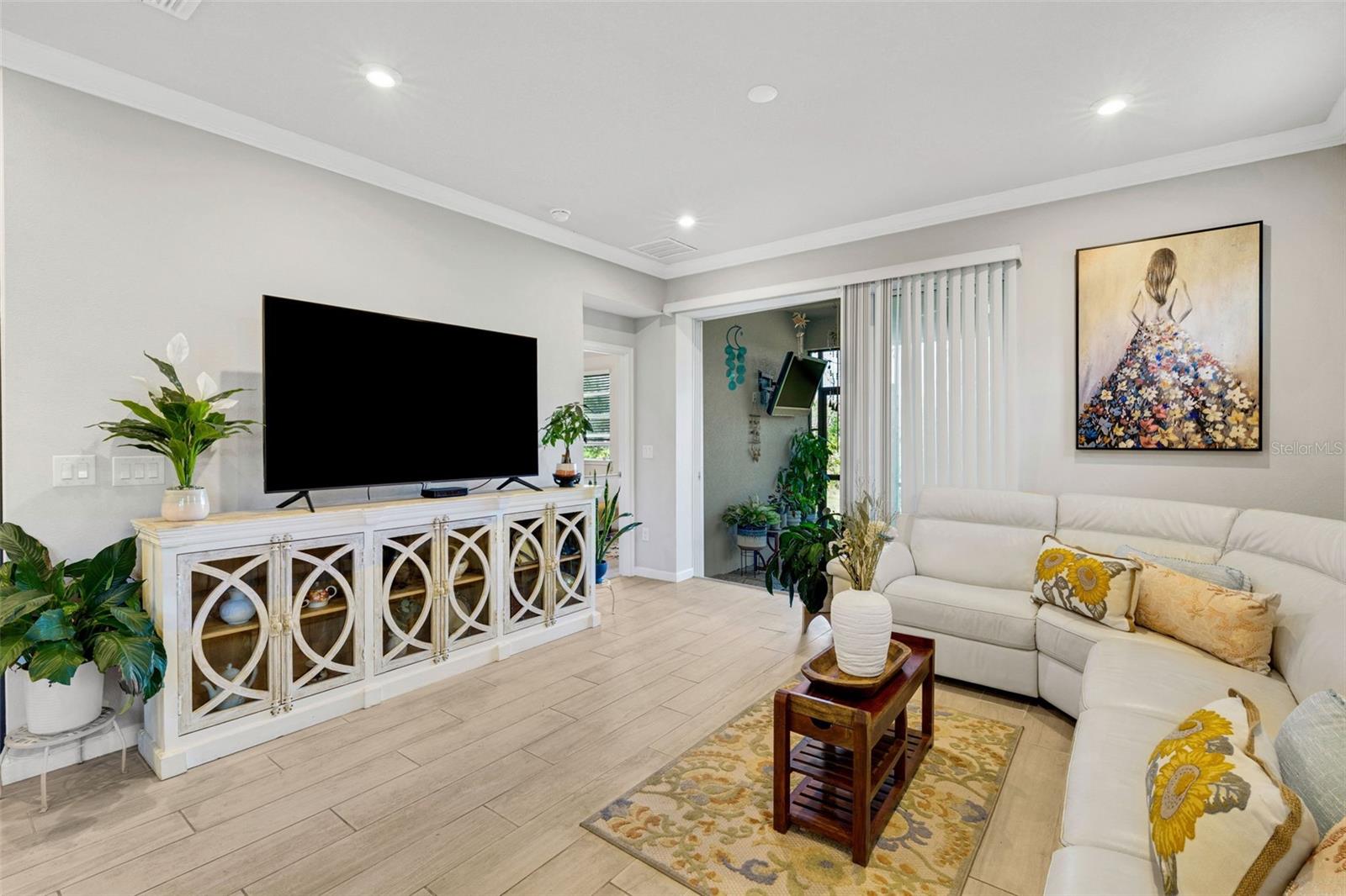 SUNSTONE AT WELLEN PARK - Residential