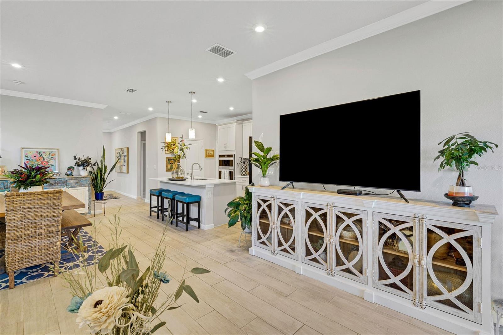 SUNSTONE AT WELLEN PARK - Residential