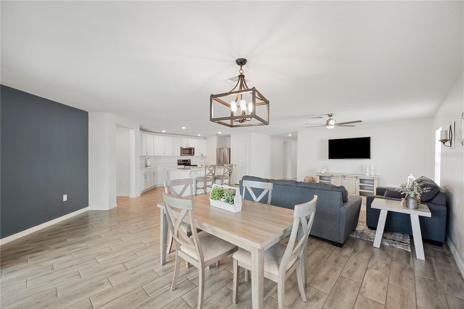 LAKE LUCERNE PH 2 & 3 - Residential