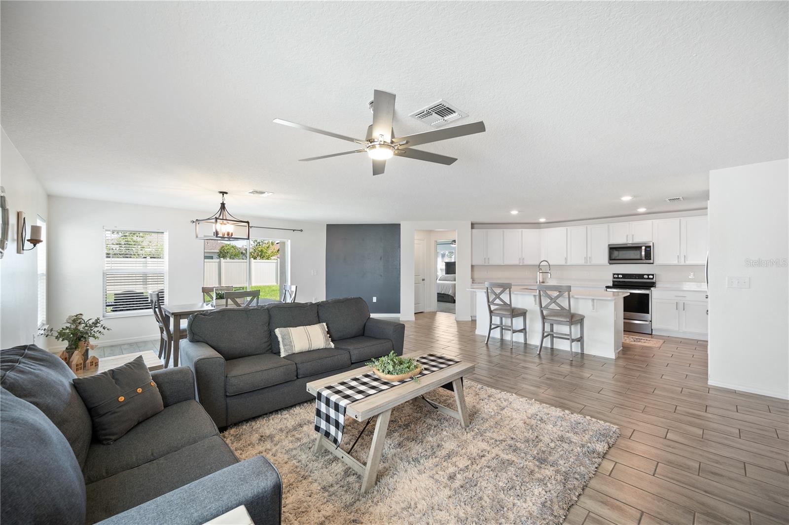 LAKE LUCERNE PH 2 & 3 - Residential