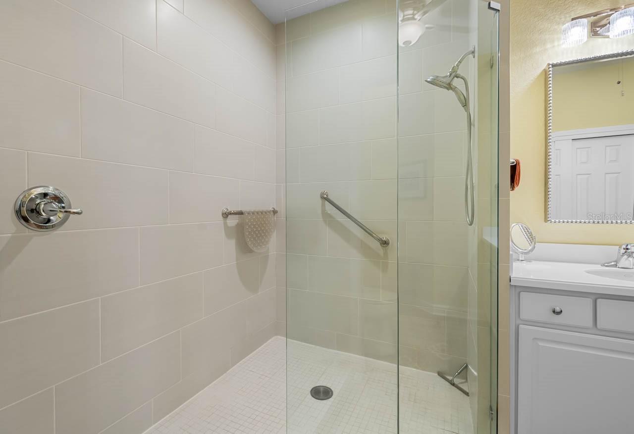 TOSCANA AT RENAISSANCE A CONDO - Residential