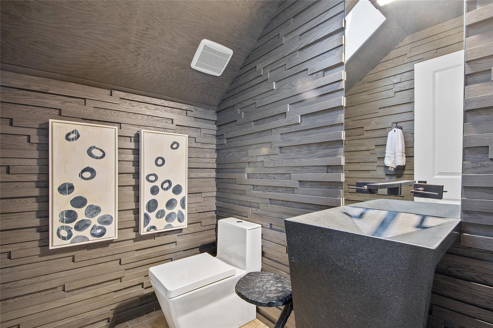 KEENES POINTE - Residential