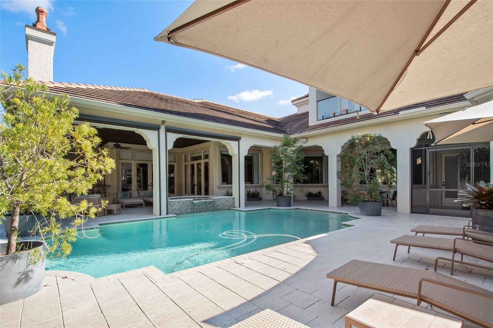 KEENES POINTE - Residential